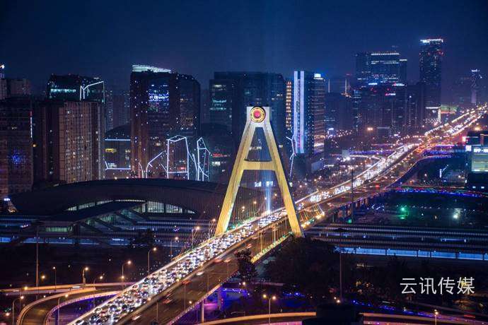 攝圖網_500717046_成都繁華都市夜景（企業商用）
